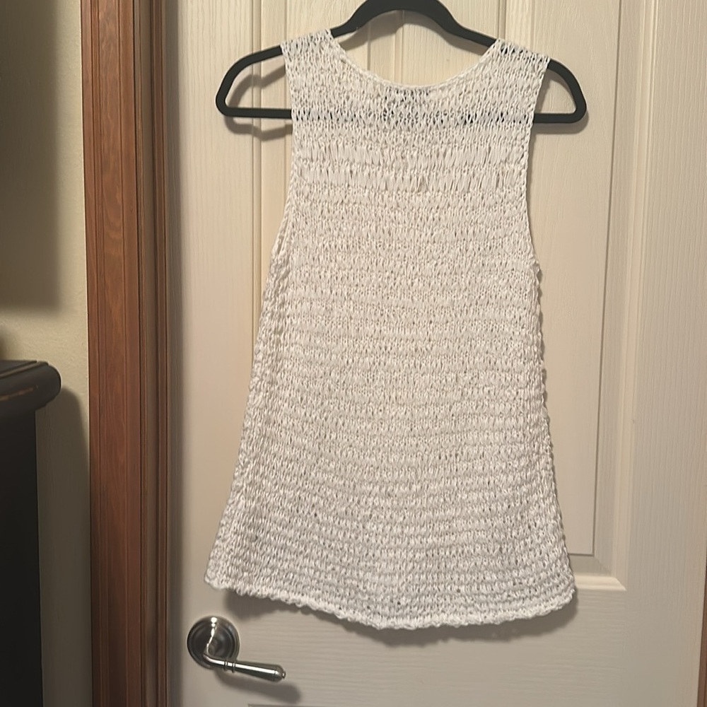 Cream Smocked Donna Karen Tank Top with Airy Design, size small - Picture 6 of 10